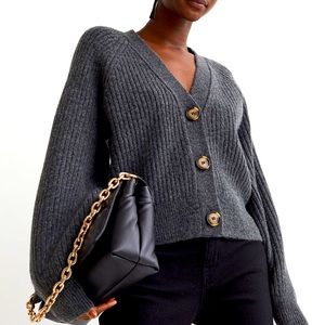 H&M rib knit dark grey sweater with button detail